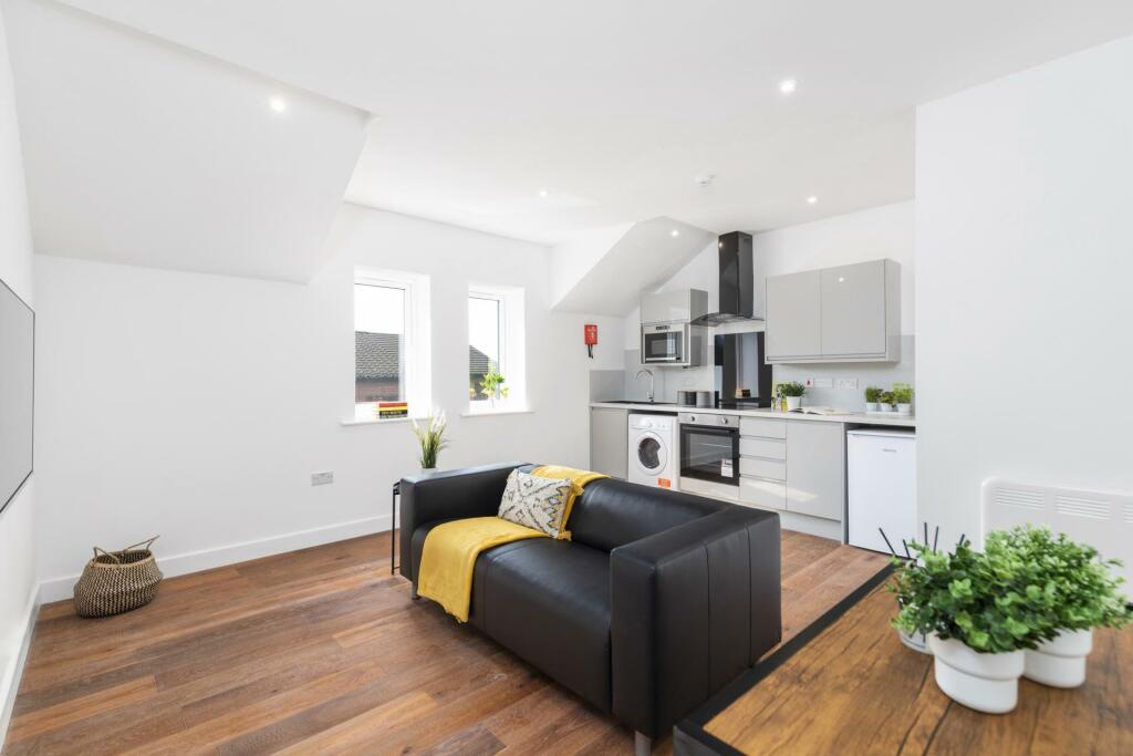 2 bed 1st Floor Flat for rent in Leeds. From Rooftop Living - UK Ltd