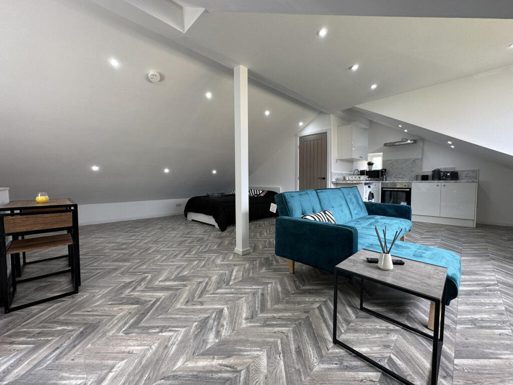 1 bed 1st Floor Flat for rent in Leeds. From Rooftop Living - UK Ltd