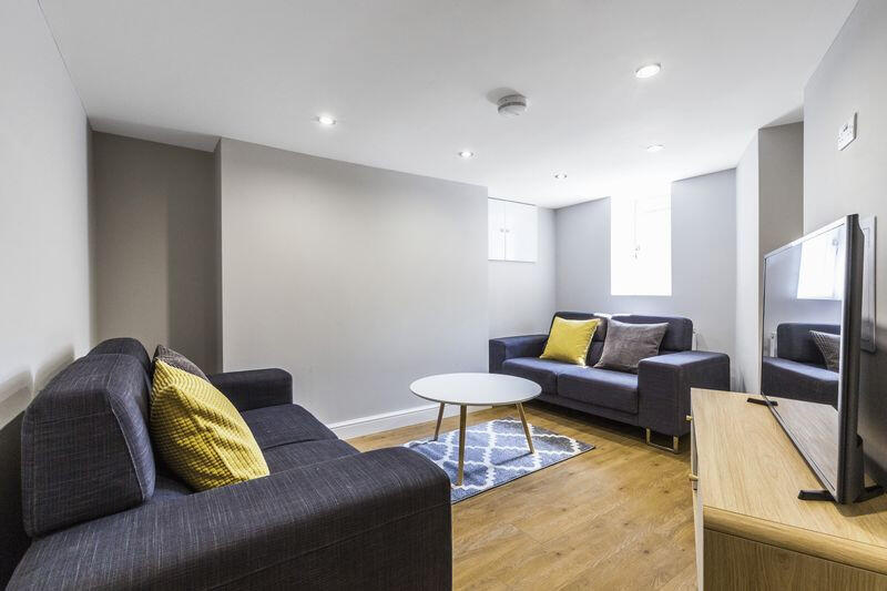 6 bed Detached for rent in Leeds. From Rooftop Living - UK Ltd