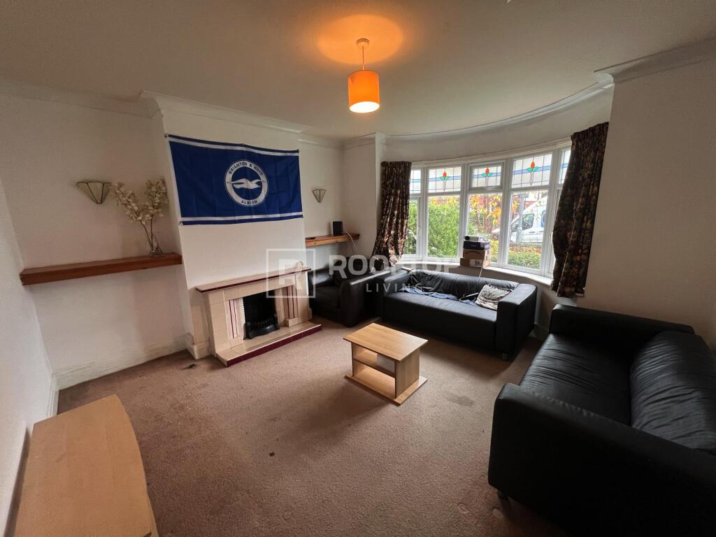 3 bed Detached for rent in Leeds. From Rooftop Living - UK Ltd 3 bed Detached for rent in Leeds. From Rooftop Living - UK Ltd