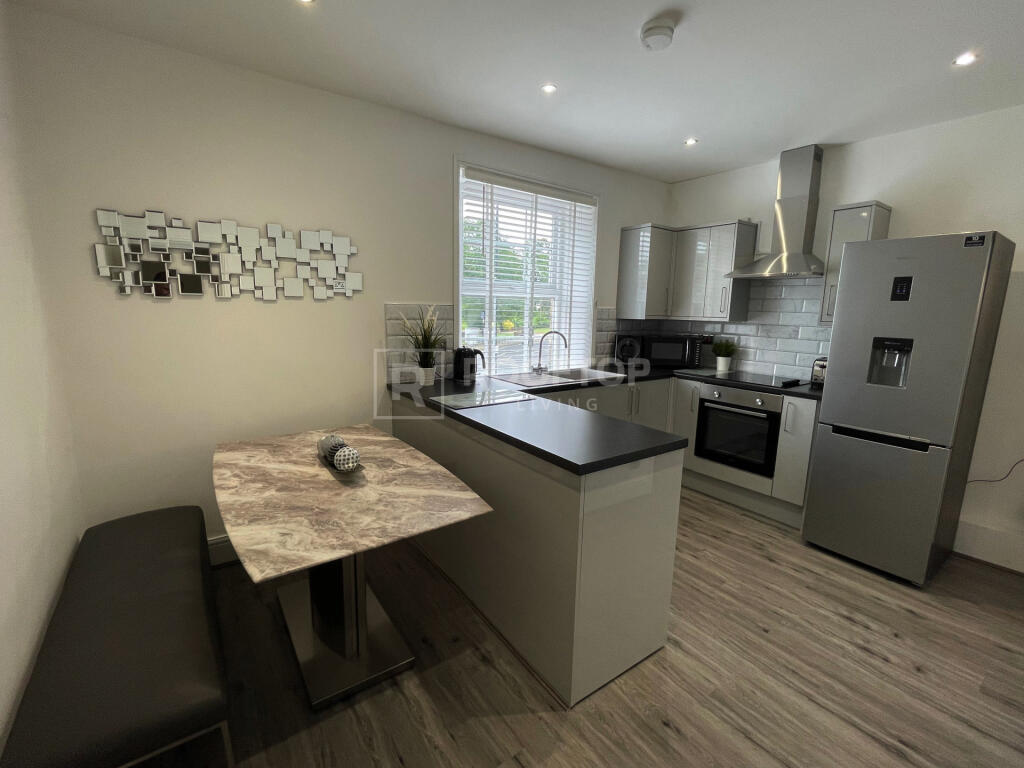 1 bed 1st Floor Flat for rent in Leeds. From Rooftop Living - UK Ltd 1 bed 1st Floor Flat for rent in Leeds. From Rooftop Living - UK Ltd