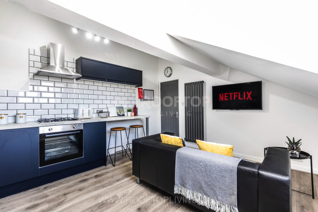 2 bed Detached for rent in Leeds. From Rooftop Living - UK Ltd