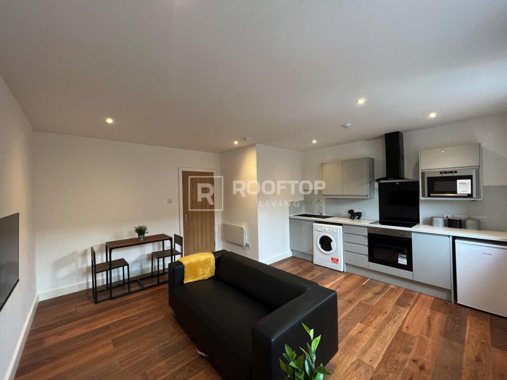 2 bed 1st Floor Flat for rent in Leeds. From Rooftop Living - UK Ltd