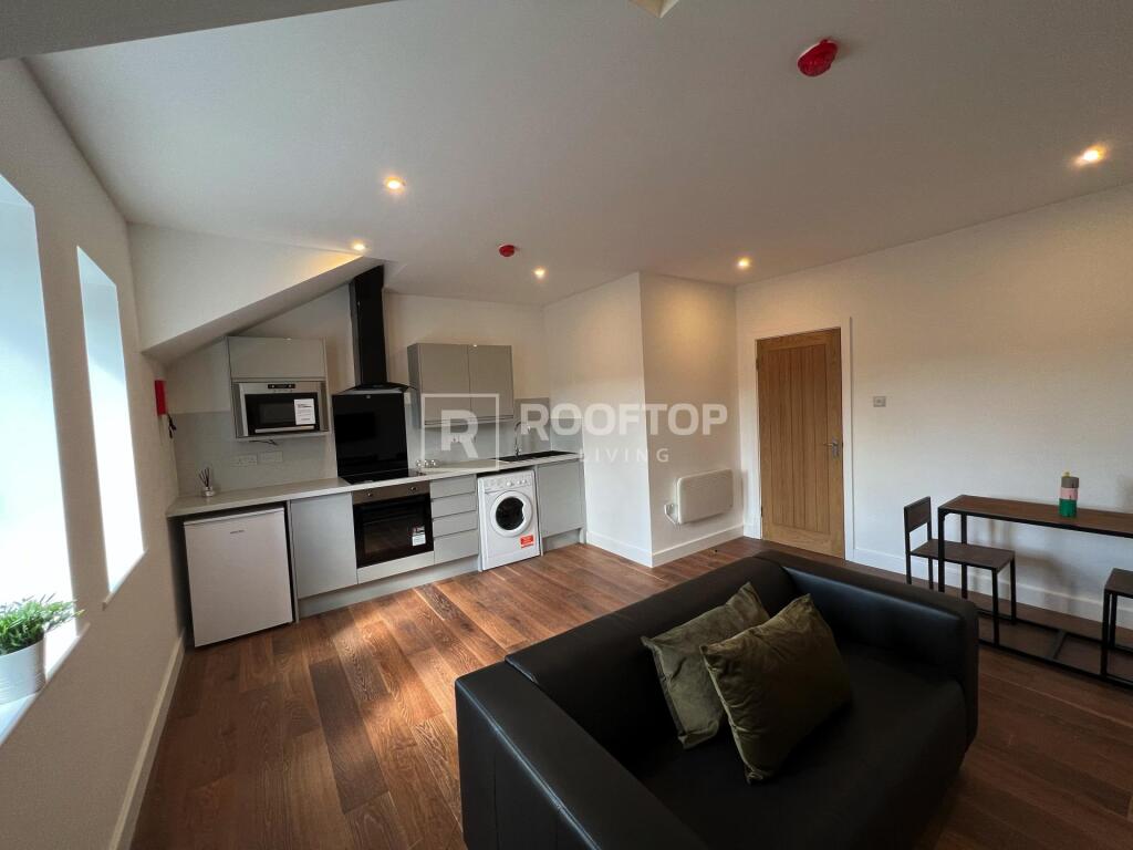 2 bed 1st Floor Flat for rent in Leeds. From Rooftop Living - UK Ltd