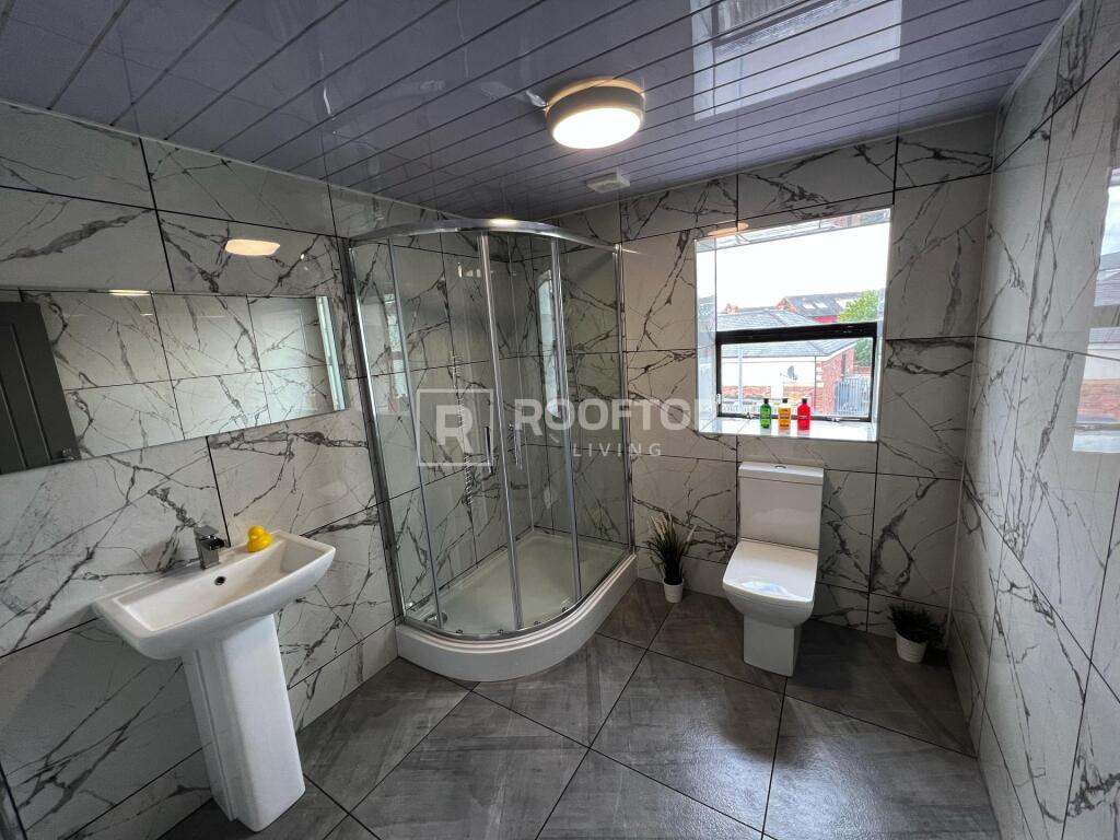 2 bed 1st Floor Flat for rent in Leeds. From Rooftop Living - UK Ltd