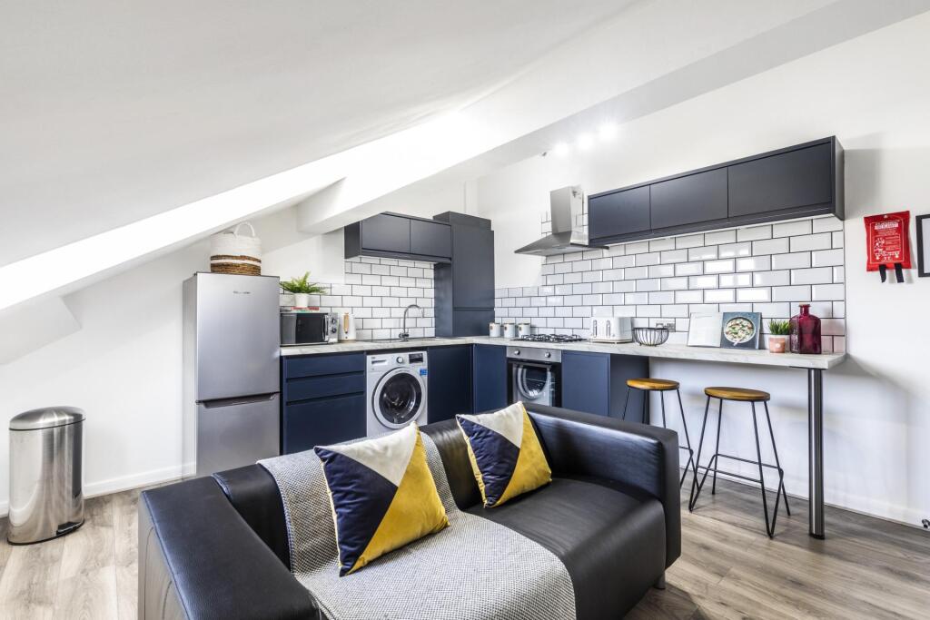 2 bed 1st Floor Flat for rent in Leeds. From Rooftop Living - UK Ltd