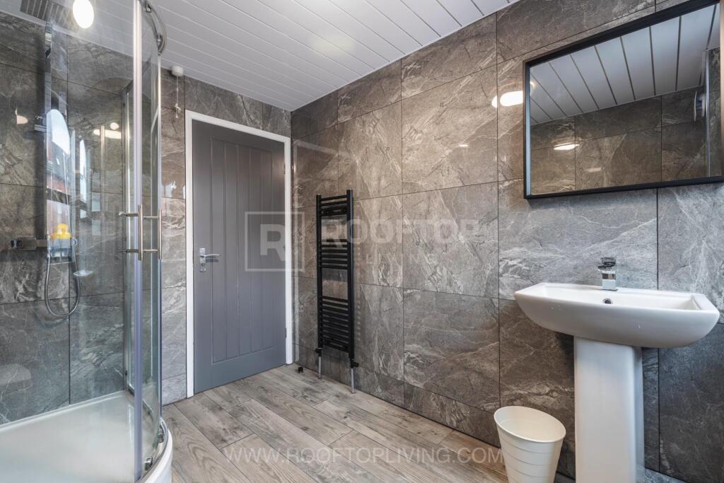 2 bed 1st Floor Flat for rent in Leeds. From Rooftop Living - UK Ltd