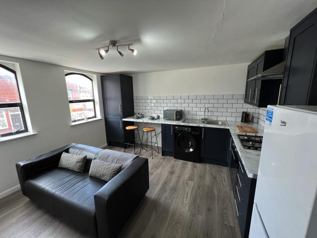 2 bed 1st Floor Flat for rent in Leeds. From Rooftop Living - UK Ltd