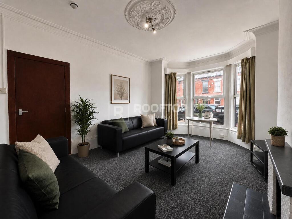 6 bed Detached for rent in Leeds. From Rooftop Living - UK Ltd 6 bed Detached for rent in Leeds. From Rooftop Living - UK Ltd