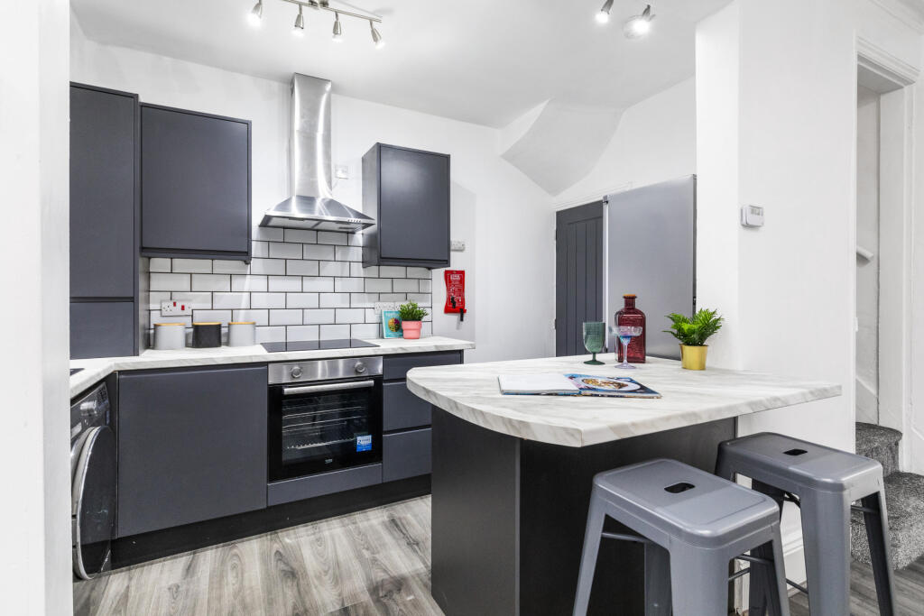 2 bed Detached for rent in Leeds. From Rooftop Living - UK Ltd