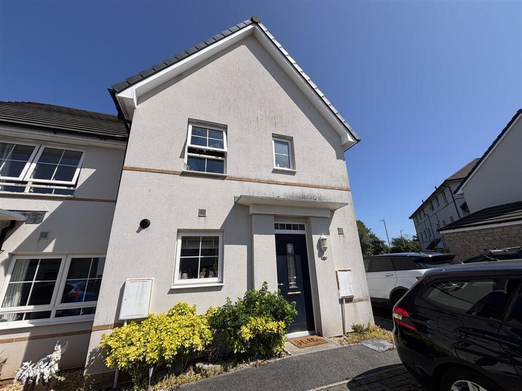 4 bed Detached for rent in Falmouth. From Laskowski & Co - Falmouth