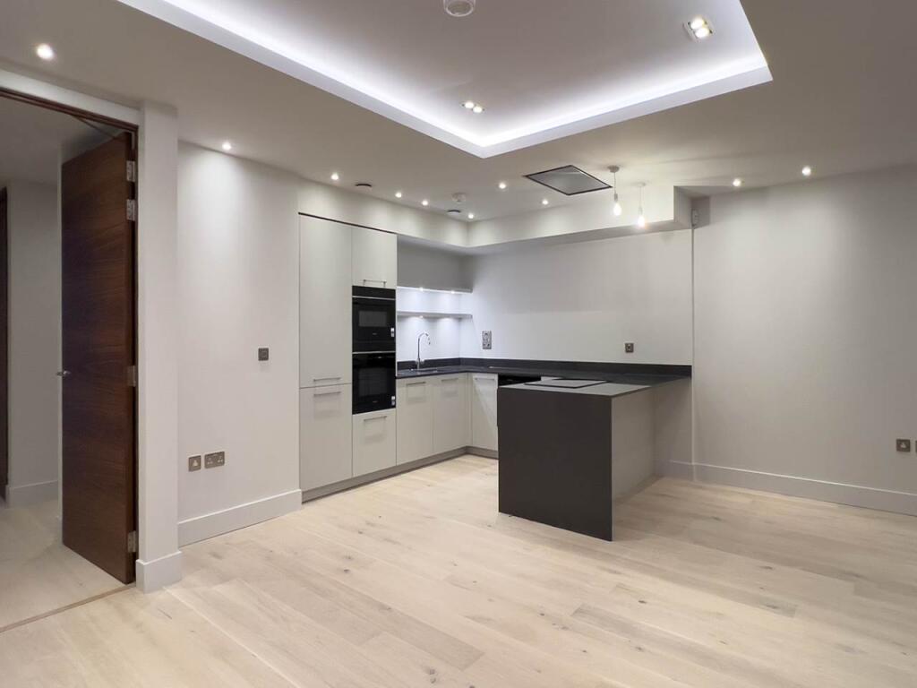 2 bed 1st Floor Flat for rent in Edinburgh. From Murray & Currie - Edinburgh