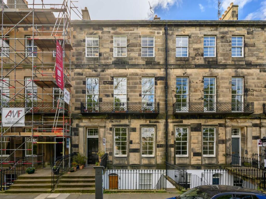 2 bed 1st Floor Flat for rent in Edinburgh. From Murray & Currie - Edinburgh