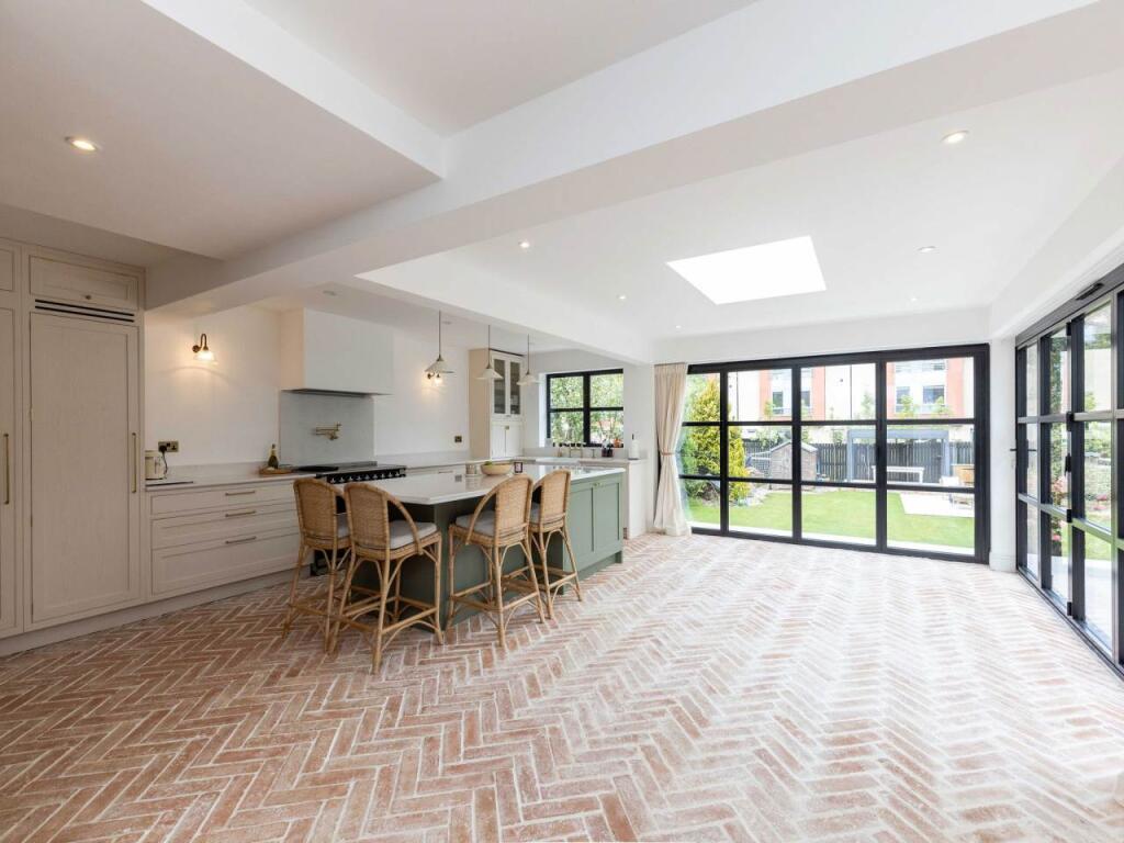 3 bed Detached for rent in Edinburgh. From Murray & Currie - Edinburgh