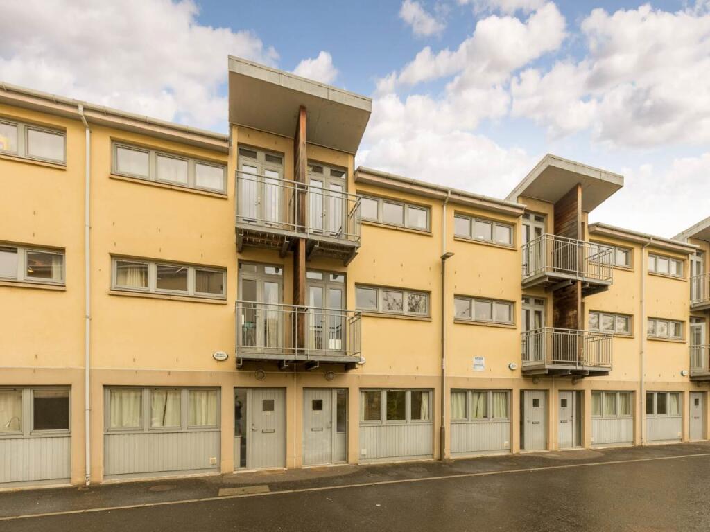 4 bed Detached for rent in Edinburgh. From Murray & Currie - Edinburgh