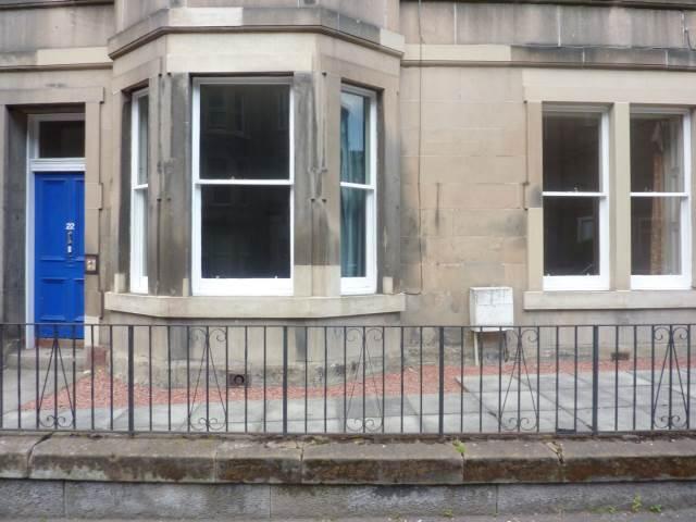 4 bed 1st Floor Flat for rent in Edinburgh. From Murray & Currie - Edinburgh