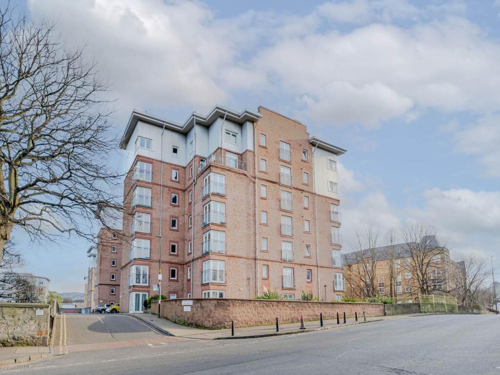 2 bed 1st Floor Flat for rent in Edinburgh. From Murray & Currie - Edinburgh
