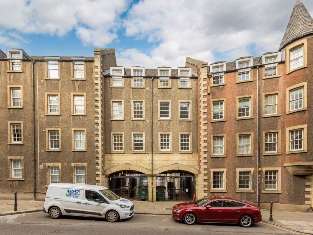 1 bed 1st Floor Flat for rent in Edinburgh. From Murray & Currie - Edinburgh 1 bed 1st Floor Flat for rent in Edinburgh. From Murray & Currie - Edinburgh