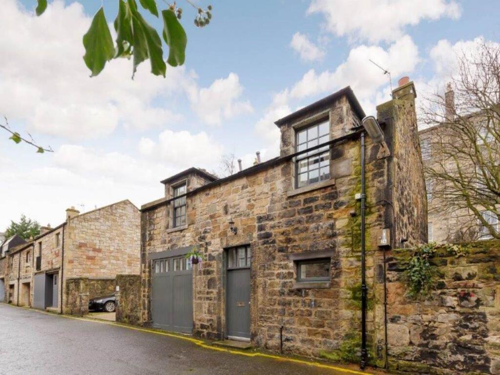 2 bed 1st Floor Flat for rent in Edinburgh. From Murray & Currie - Edinburgh 2 bed 1st Floor Flat for rent in Edinburgh. From Murray & Currie - Edinburgh