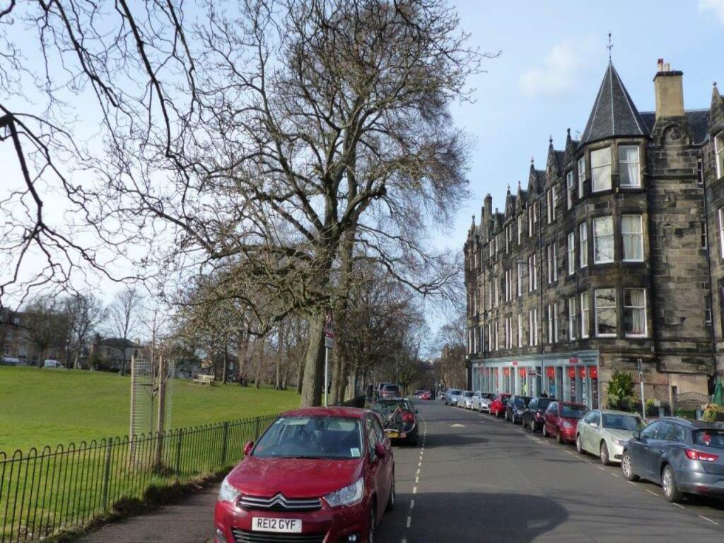 5 bed 1st Floor Flat for rent in Edinburgh. From Murray & Currie - Edinburgh