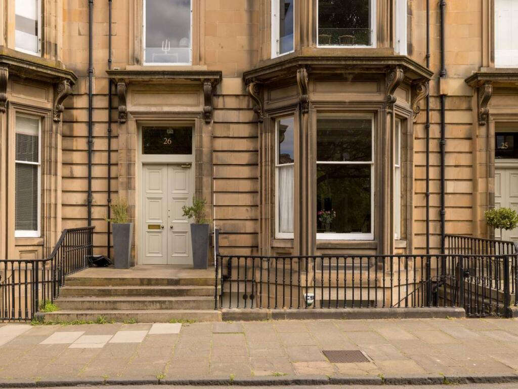 1 bed 1st Floor Flat for rent in Edinburgh. From Murray & Currie - Edinburgh