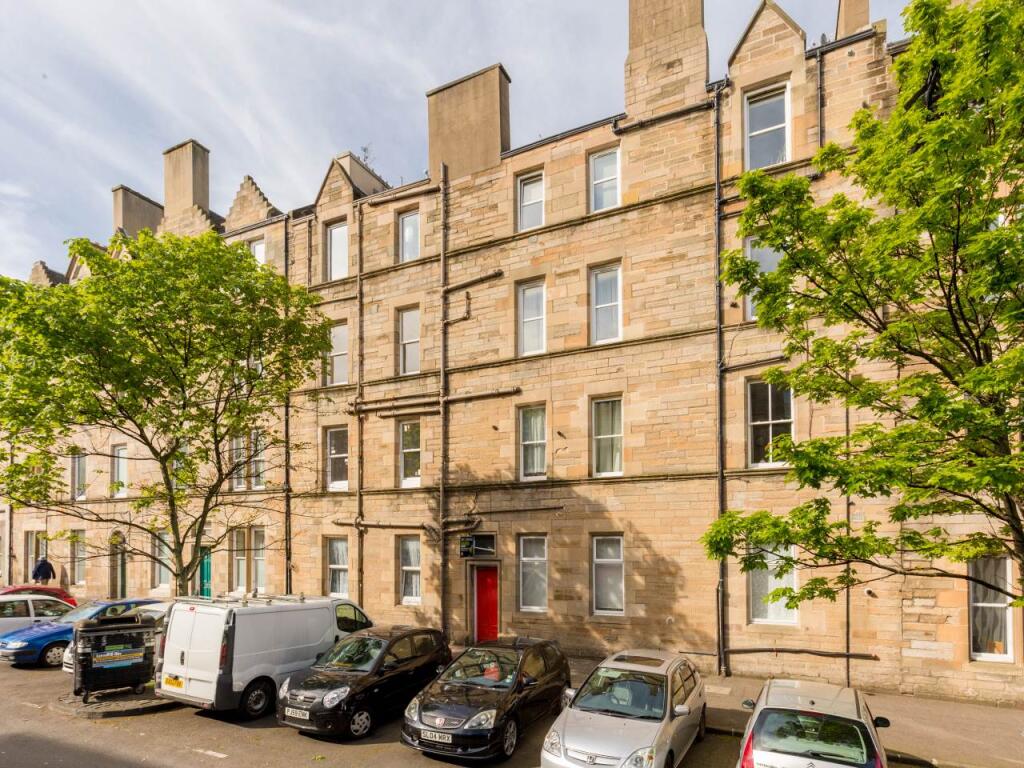 1 bed 1st Floor Flat for rent in Edinburgh. From Murray & Currie - Edinburgh 1 bed 1st Floor Flat for rent in Edinburgh. From Murray & Currie - Edinburgh