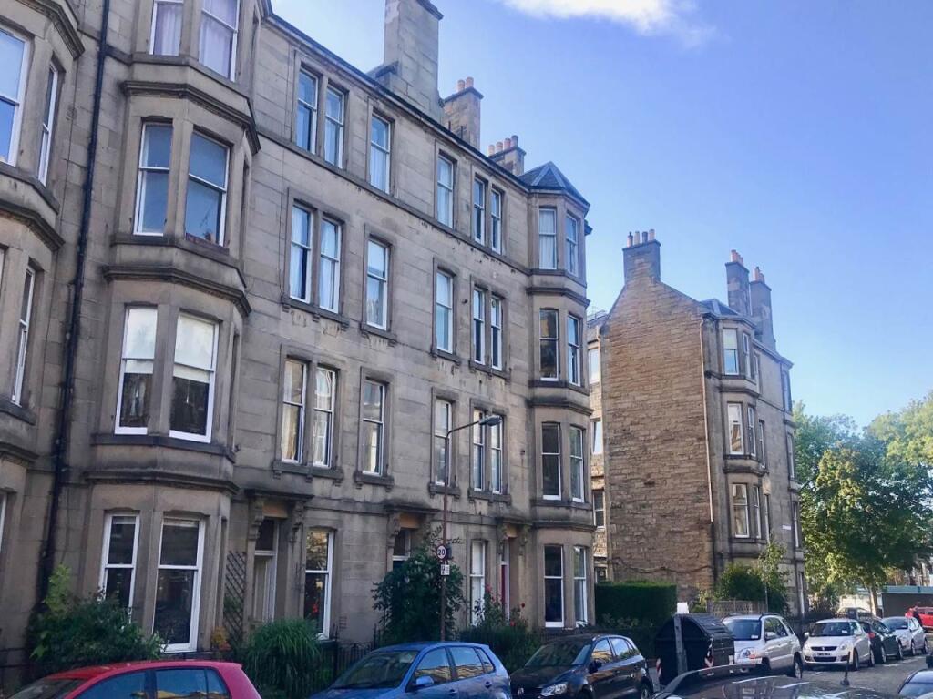 2 bed 1st Floor Flat for rent in Edinburgh. From Murray & Currie - Edinburgh
