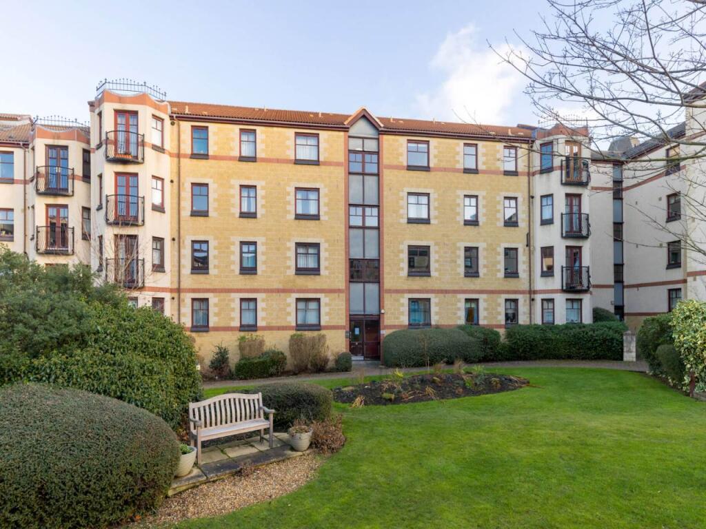 2 bed 1st Floor Flat for rent in Edinburgh. From Murray & Currie - Edinburgh 2 bed 1st Floor Flat for rent in Edinburgh. From Murray & Currie - Edinburgh