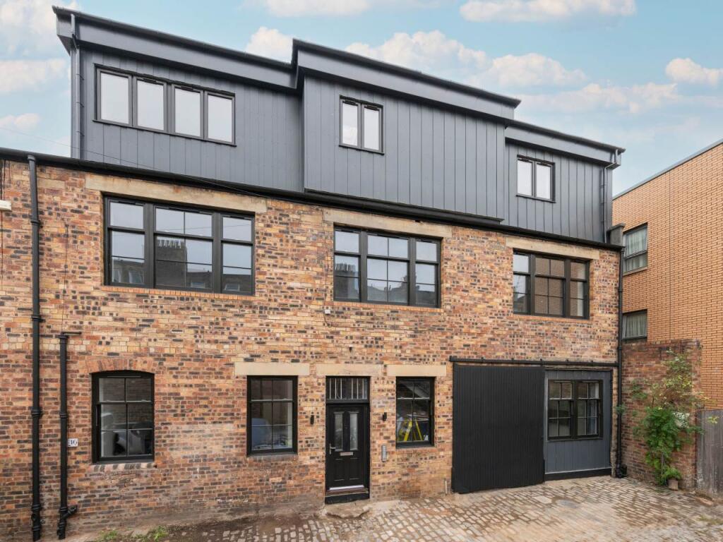 2 bed 1st Floor Flat for rent in Edinburgh. From Murray & Currie - Edinburgh