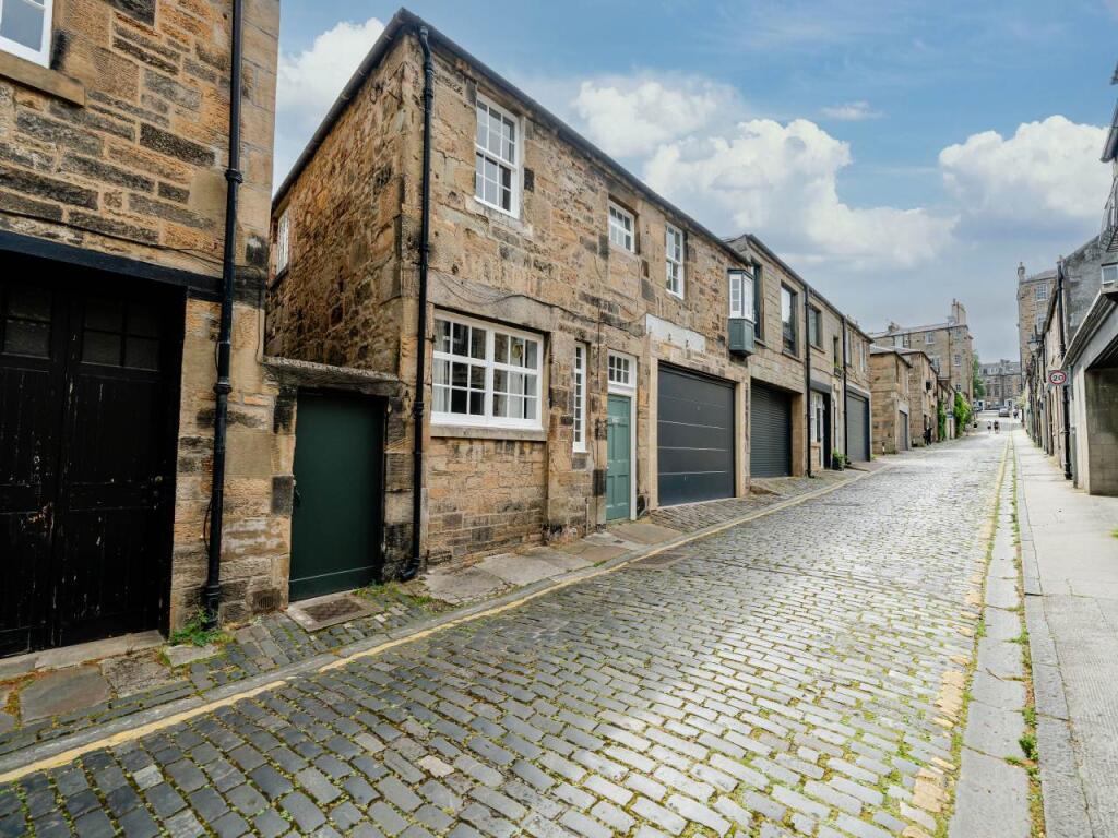 4 bed Detached for rent in Edinburgh. From Murray & Currie - Edinburgh