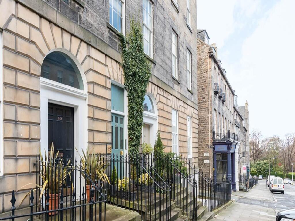 3 bed 1st Floor Flat for rent in Edinburgh. From Murray & Currie - Edinburgh 3 bed 1st Floor Flat for rent in Edinburgh. From Murray & Currie - Edinburgh