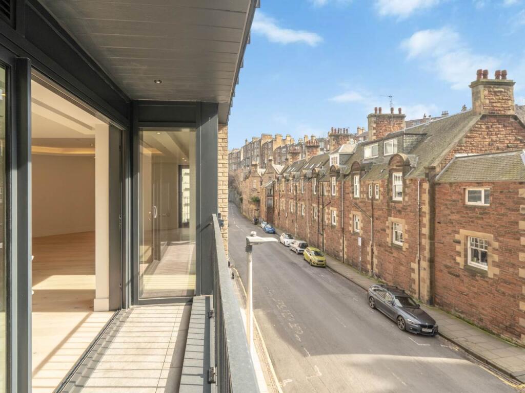 2 bed 1st Floor Flat for rent in Edinburgh. From Murray & Currie - Edinburgh 2 bed 1st Floor Flat for rent in Edinburgh. From Murray & Currie - Edinburgh