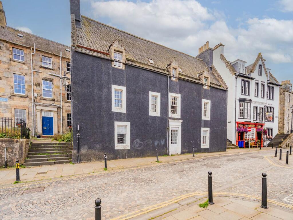 2 bed 1st Floor Flat for rent in Queensferry. From Murray & Currie - Edinburgh