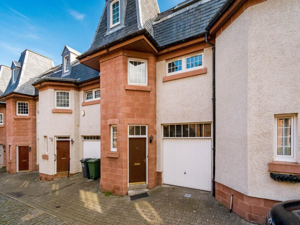 3 bed Mews for rent in Edinburgh. From Murray & Currie - Edinburgh