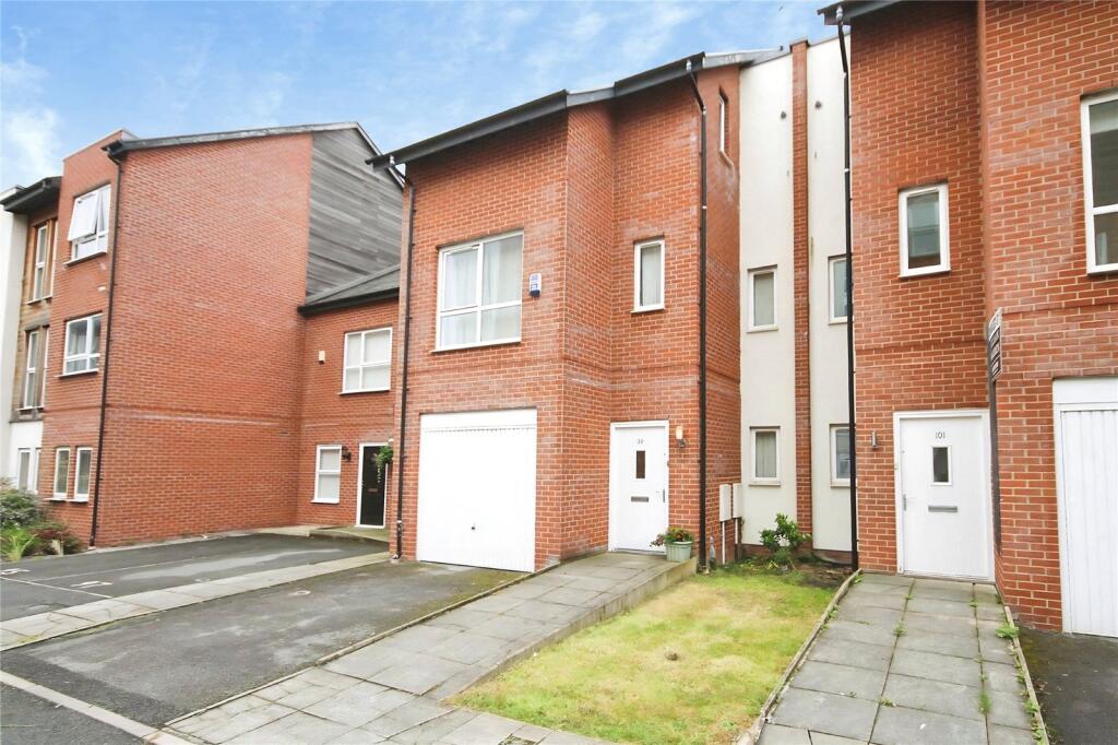 3 bed Detached for rent in Manchester. From Julian Wadden - Didsbury