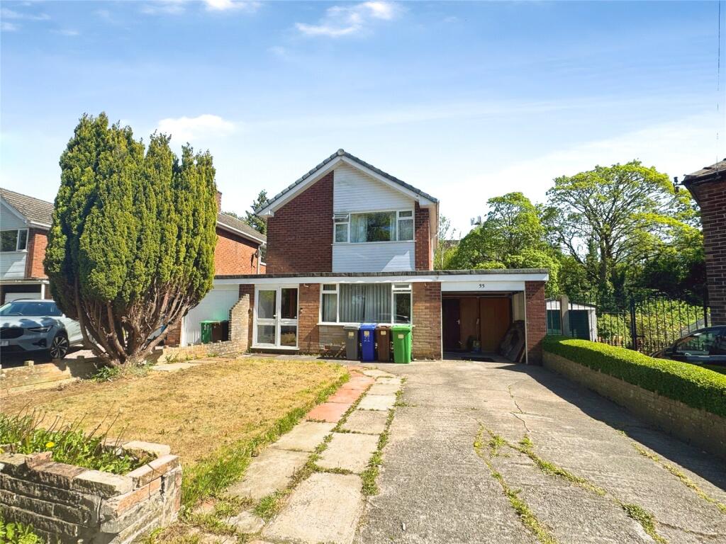4 bed Detached for rent in Gatley. From Julian Wadden - Didsbury