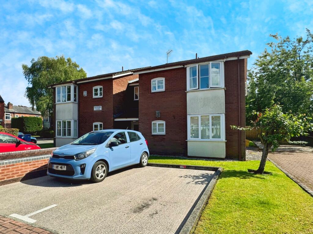 1 bed 1st Floor Flat for rent in Gatley. From Julian Wadden - Didsbury 1 bed 1st Floor Flat for rent in Gatley. From Julian Wadden - Didsbury