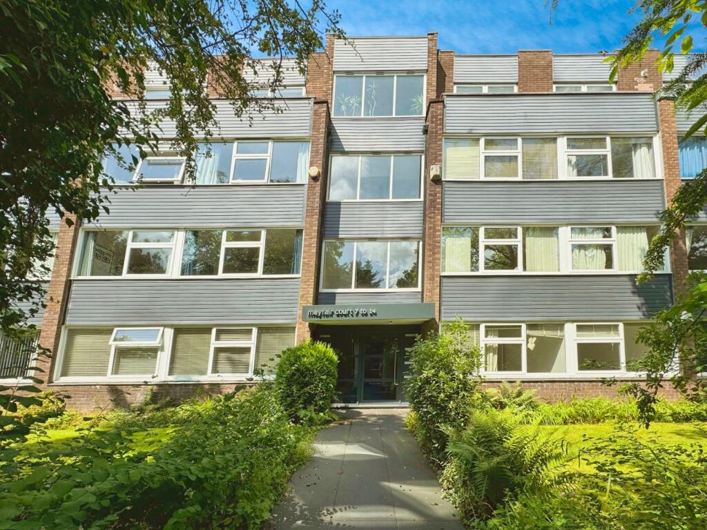2 bed 1st Floor Flat for rent in Gatley. From Julian Wadden - Didsbury