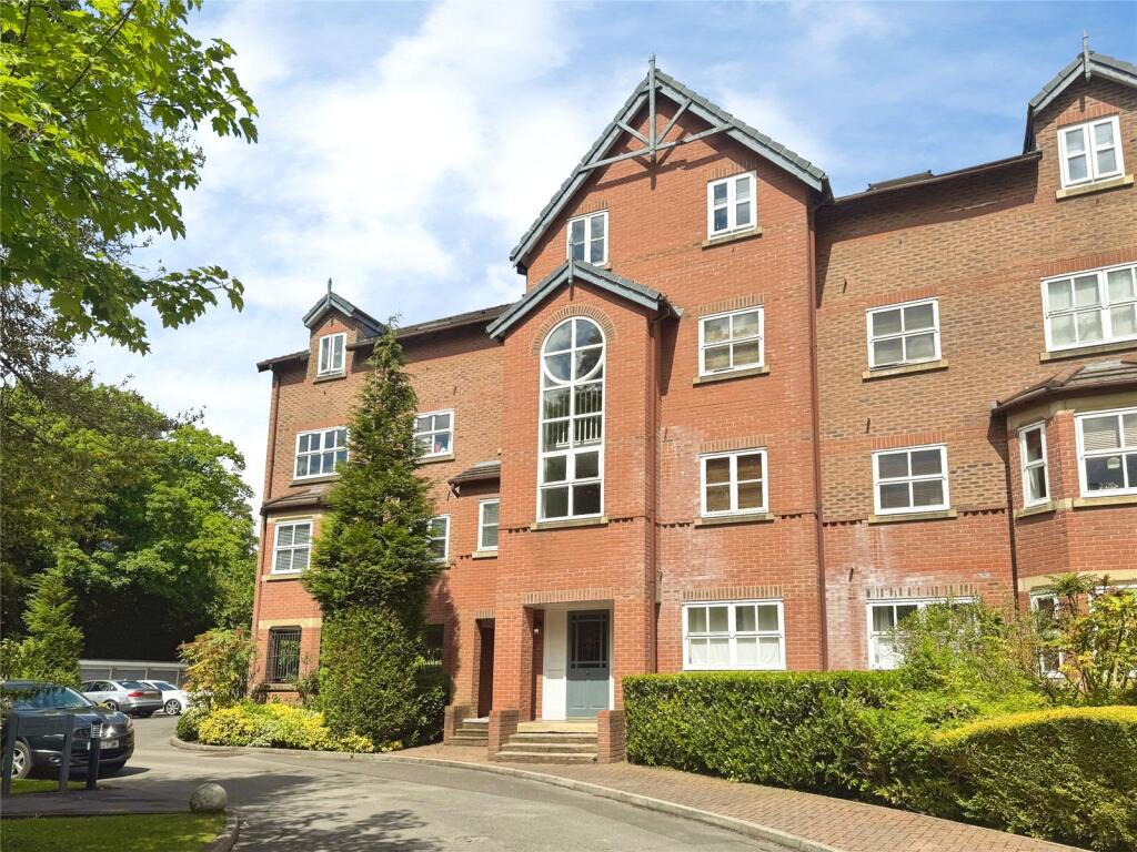 2 bed 1st Floor Flat for rent in Gatley. From Julian Wadden - Didsbury