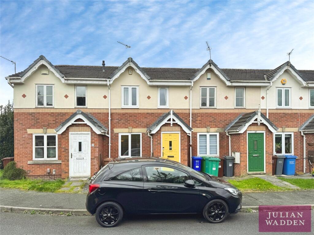 2 bed Mid Terraced House for rent in Manchester. From Julian Wadden - Didsbury