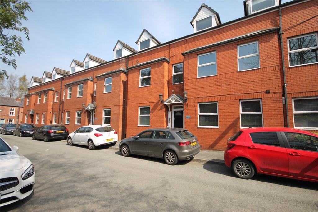 1 bed 1st Floor Flat for rent in Gatley. From Julian Wadden - Didsbury