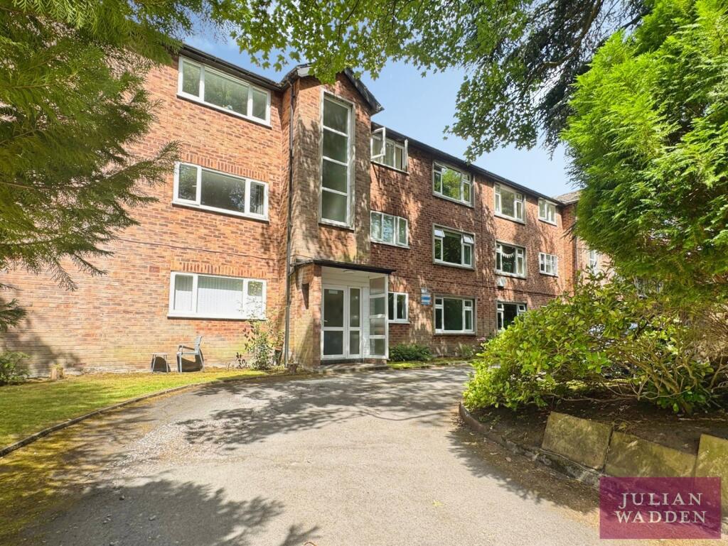 2 bed 1st Floor Flat for rent in Gatley. From Julian Wadden - Didsbury