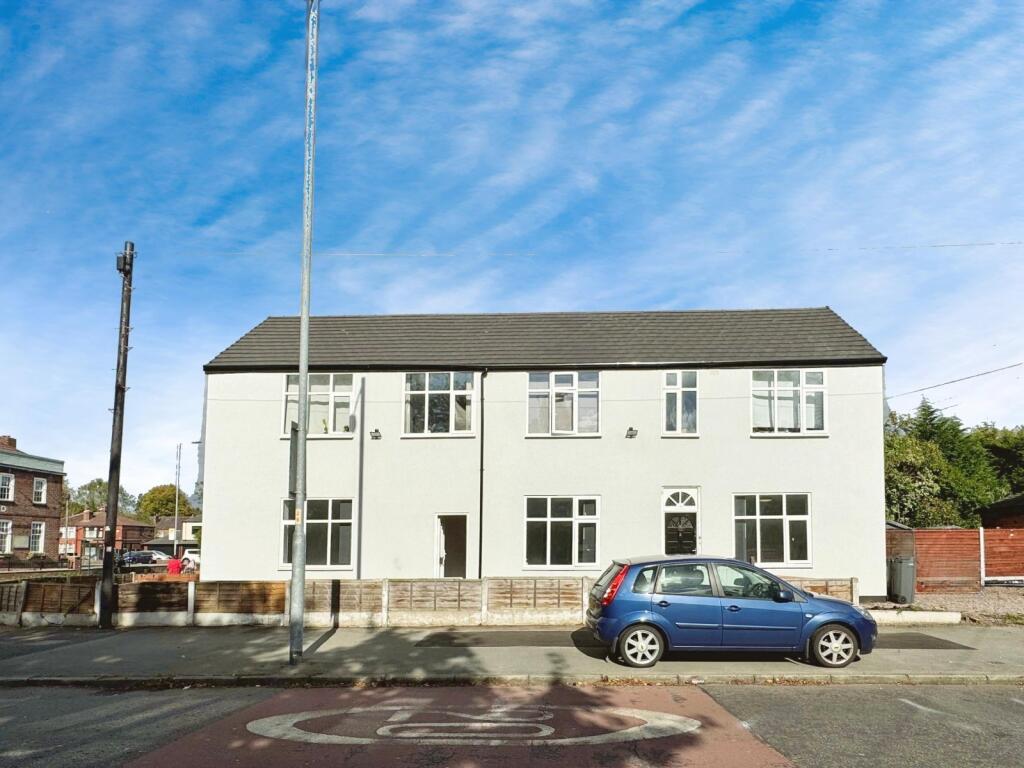 3 bed 1st Floor Flat for rent in Gatley. From Julian Wadden - Didsbury 3 bed 1st Floor Flat for rent in Gatley. From Julian Wadden - Didsbury