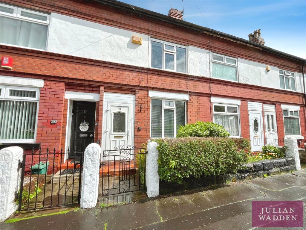 2 bed Mid Terraced House for rent in Manchester. From Julian Wadden - Didsbury