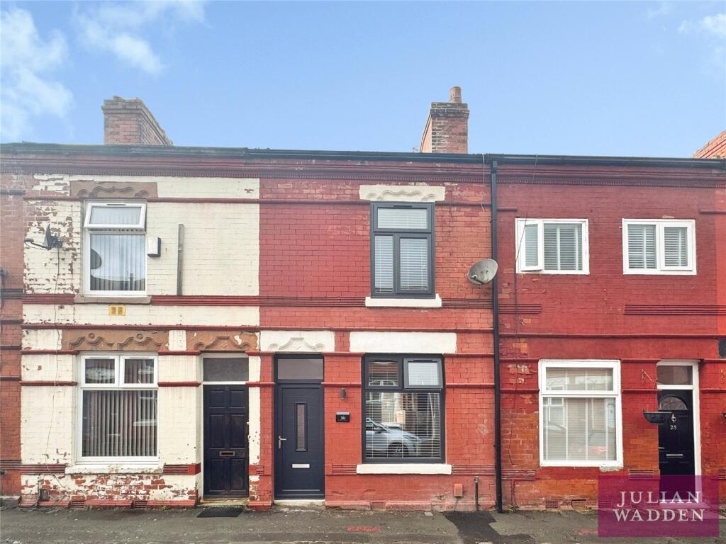 3 bed Mid Terraced House for rent in Manchester. From Julian Wadden - Heaton Moor 3 bed Mid Terraced House for rent in Manchester. From Julian Wadden - Heaton Moor