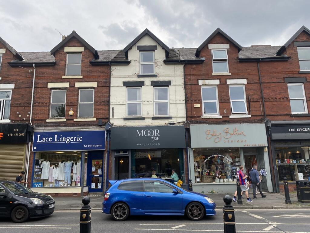 2 bed 1st Floor Flat for rent in Stockport. From Julian Wadden - Heaton Moor