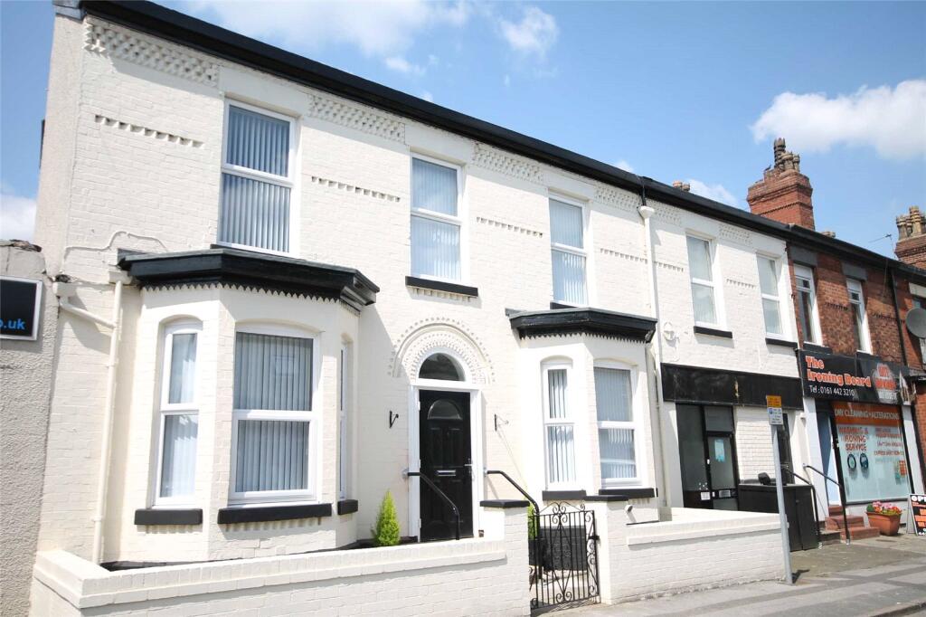 2 bed 1st Floor Flat for rent in Stockport. From Julian Wadden - Heaton Moor