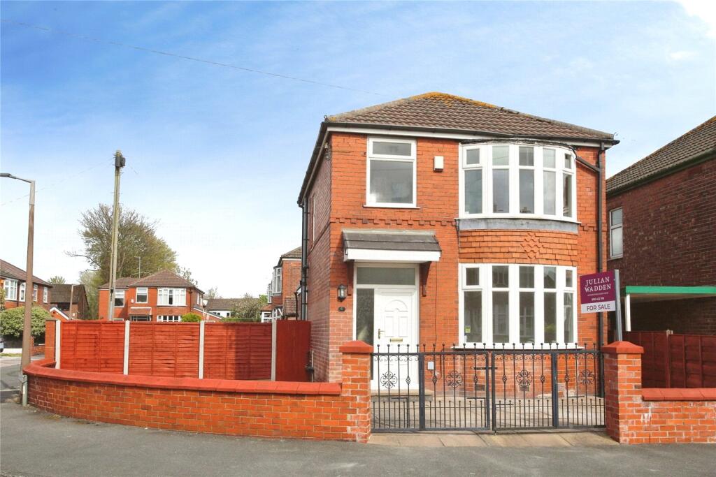 3 bed Detached for rent in Stockport. From Julian Wadden - Heaton Moor