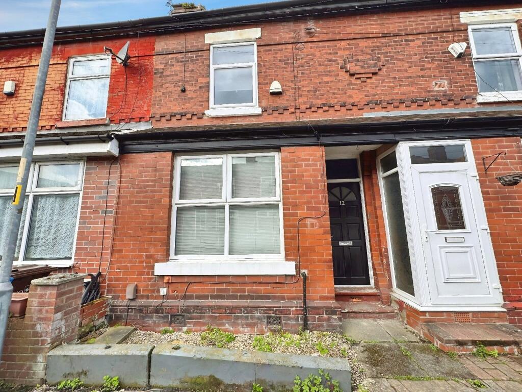 2 bed Mid Terraced House for rent in Manchester. From Julian Wadden - Heaton Moor 2 bed Mid Terraced House for rent in Manchester. From Julian Wadden - Heaton Moor