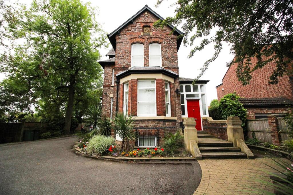 1 bed 1st Floor Flat for rent in Stockport. From Julian Wadden - Heaton Moor